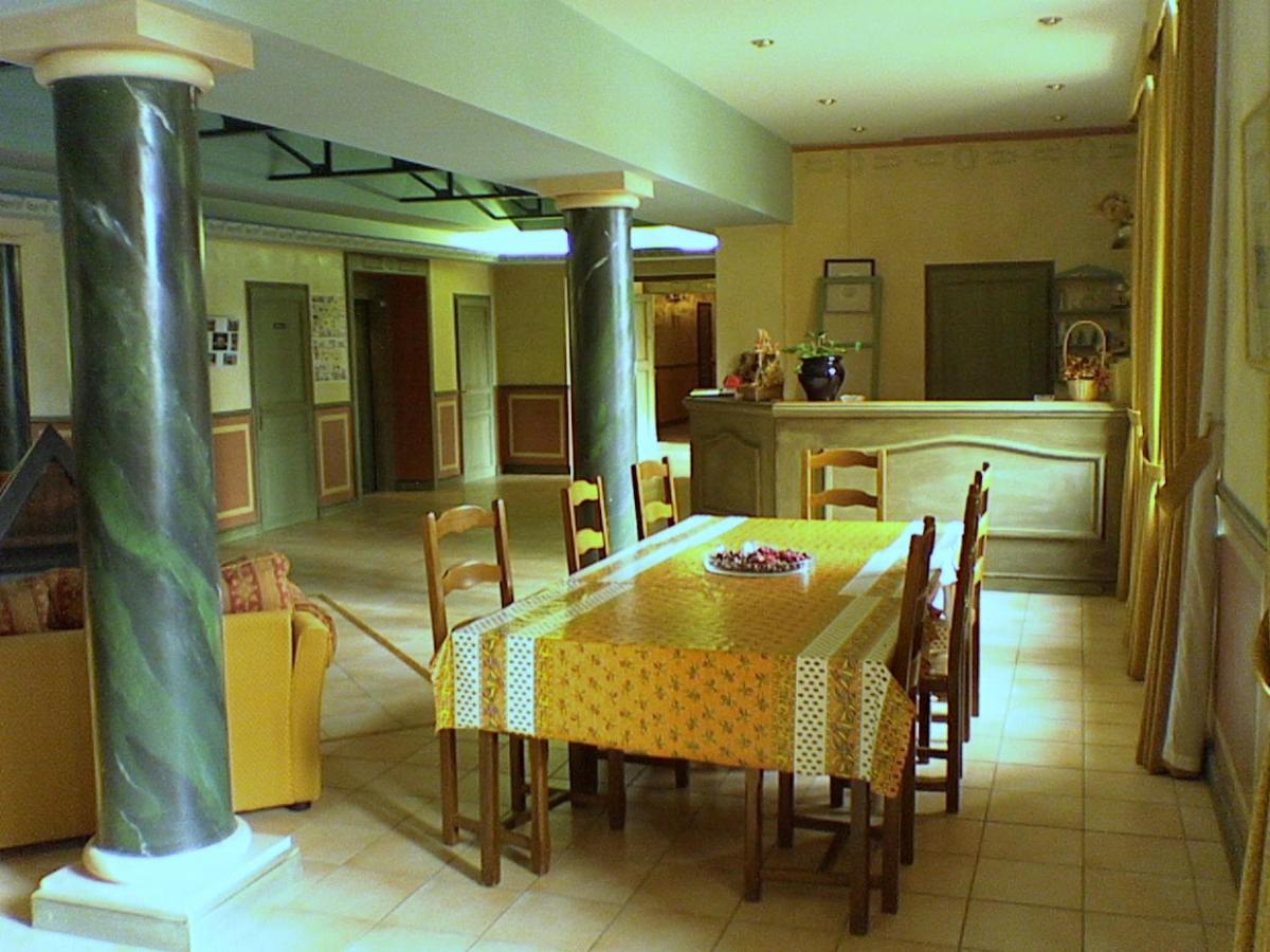 Appartement Chateau Des Gipieres Montbrun-les-Bains Exterior photo