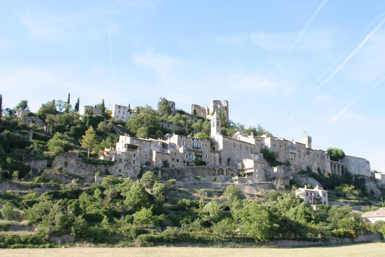 Appartement Chateau Des Gipieres Montbrun-les-Bains Exterior photo